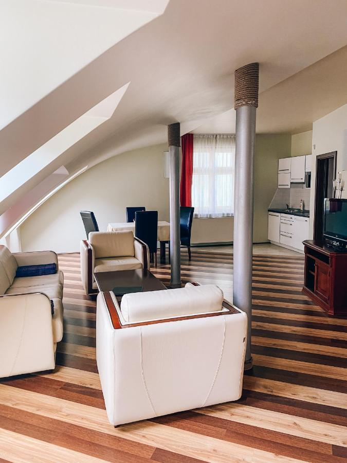 Riverside Apartments Thalia Karlovy Vary Dış mekan fotoğraf
